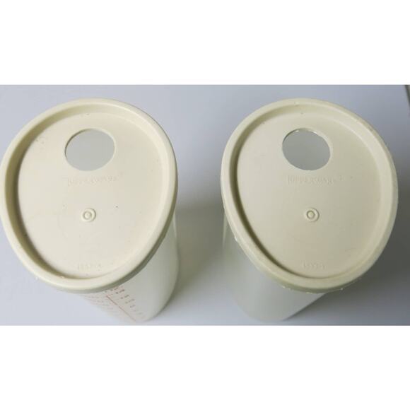 VINTAGE TUPPERWARE Sweet Saver Pour Spout with Measurement Markings #640 - Picture 2 of 10